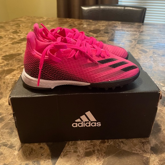 Adidas youth turf shoes - Picture 4 of 9